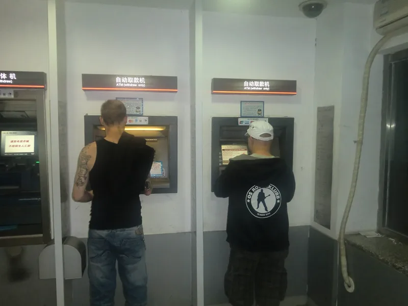 10 I minibank i Beijing 24. Juni 2011