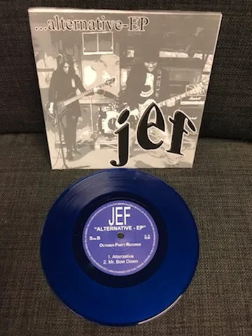 16.09.2001 Jef Release av Alternative-Ep på blå vinyl (250 eks).jpg
