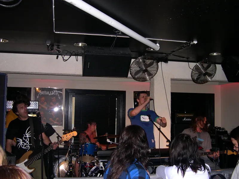 Grimskunk at Bar2Be 17 of aug 2007 b.JPG