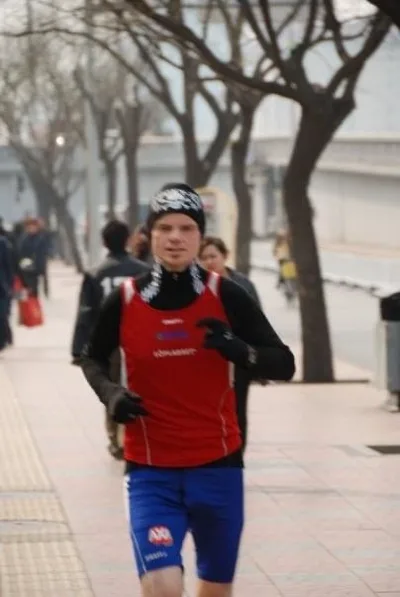 Bjørn Tore BT running in Beijing - Photo Steinar Hjelmbrekke.jpg