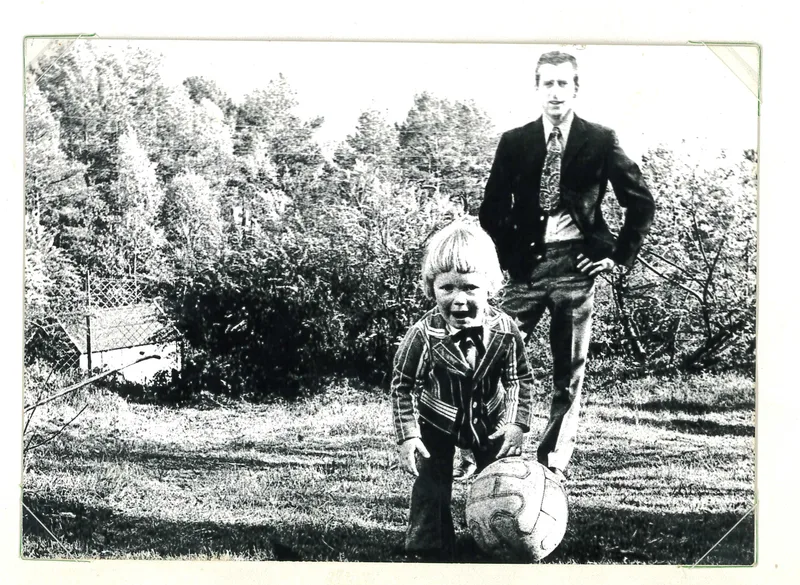 Fotball og Rock, tidlig 70 tall Kjell og far Leiv