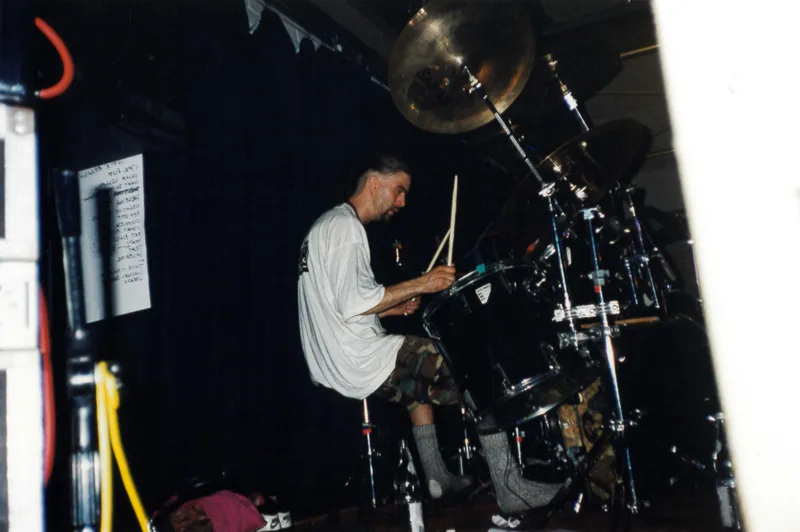 PP Pez drumming
