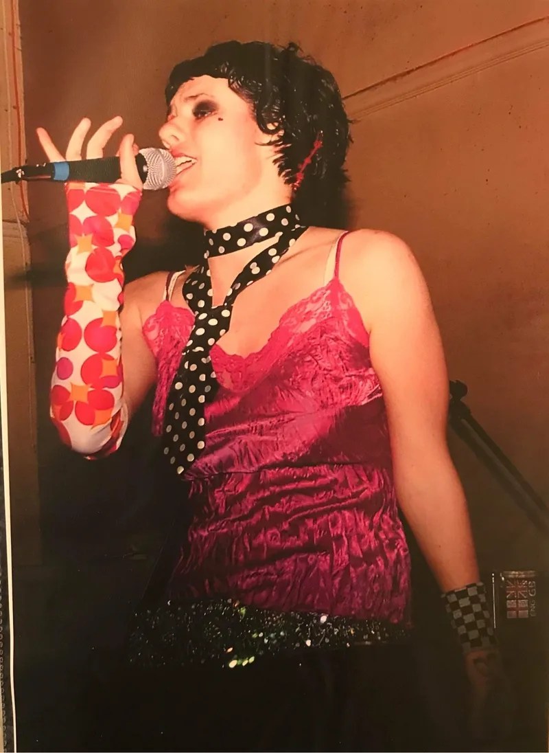 Carol Hodge SHD, Photo John Winstanley, 1.jpg