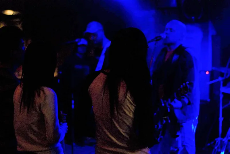 4 28. April – Guabo Bar – NanjingChina.jpg