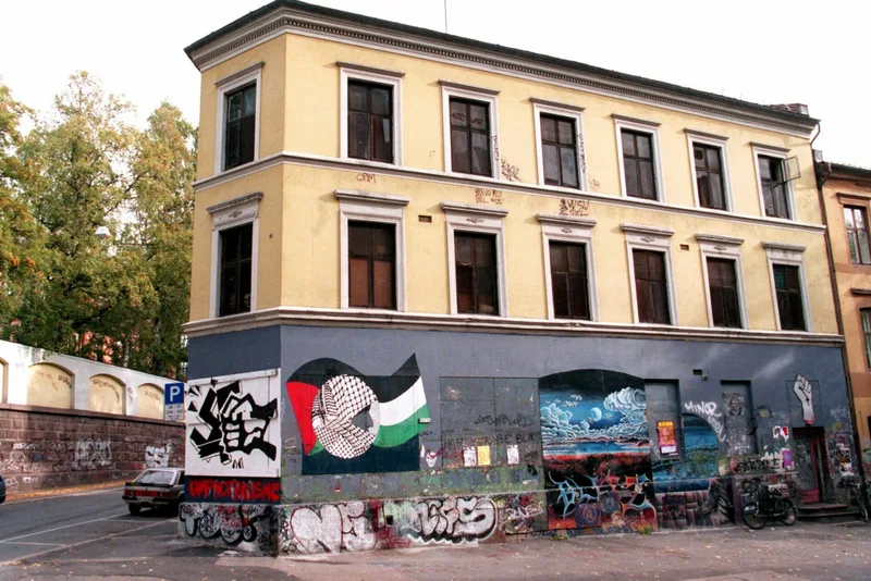 BLITZ HUSET 1994 Foto Gunnar Lier - NTB - Sjekk med Scanpix for bruk av bilde.jpg