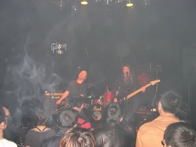 13.04.2006 Jef Yuyingtang – Shanghai with Sonic Bastards (Austria) og Angry Jerks (CH) (2).jpg
