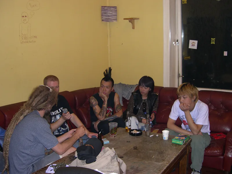 SMZB dealing with the media in Bergen Norway 30 of August 2005.JPG