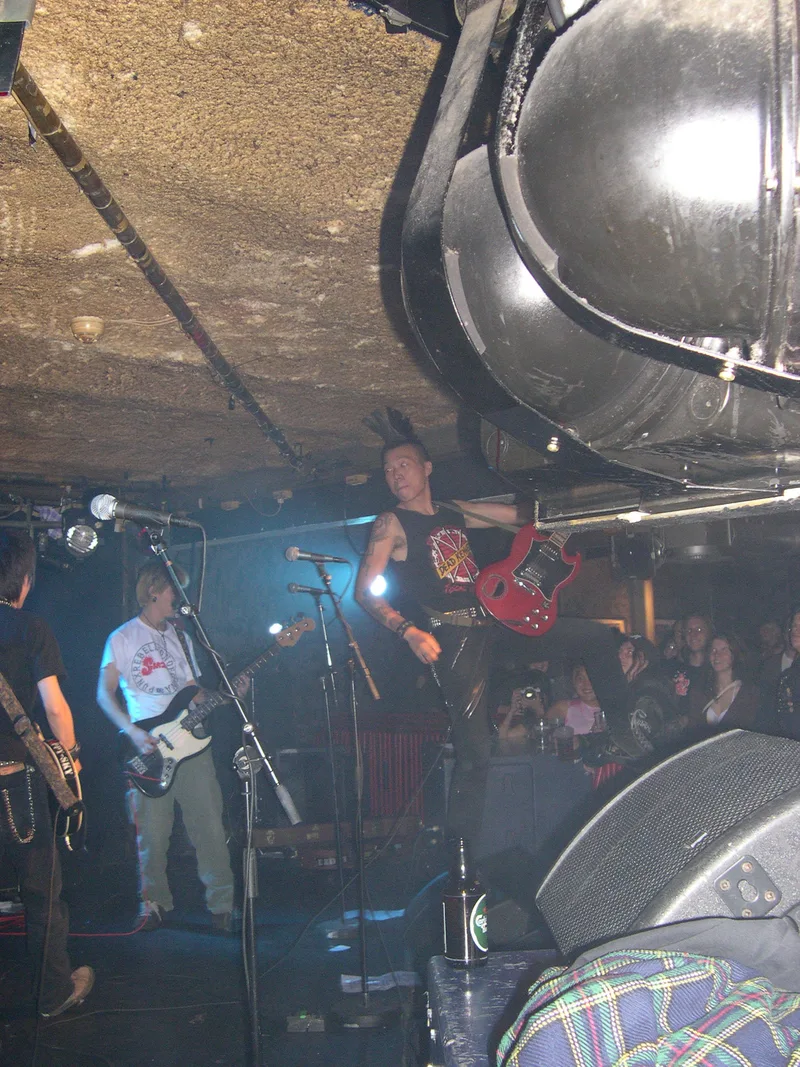 SMZB live at Garage in Bergen Norway on teh 30 of August 2005 c.jpg