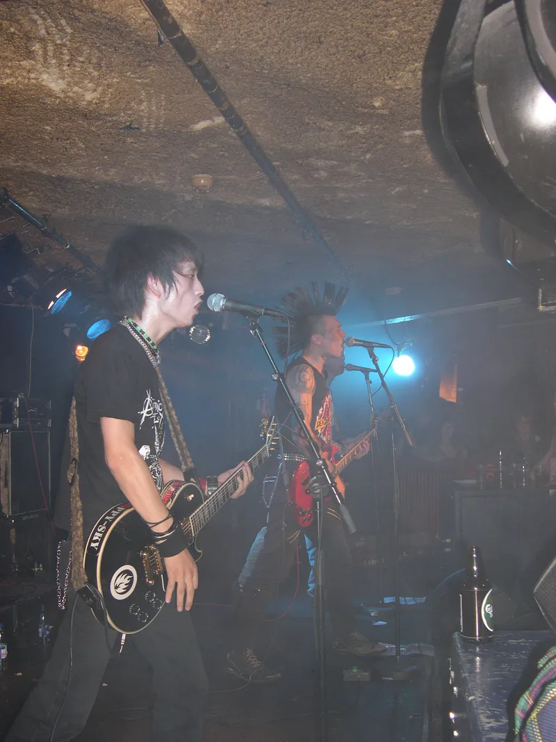SMZB live at Garage in Bergen Norway on teh 30 of August 2005 ff.jpg