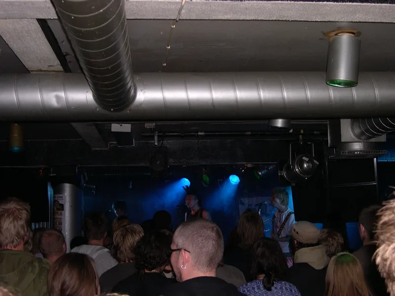 SMZB live at Garage in Bergen Norway on teh 30 of August 2005 ii.JPG