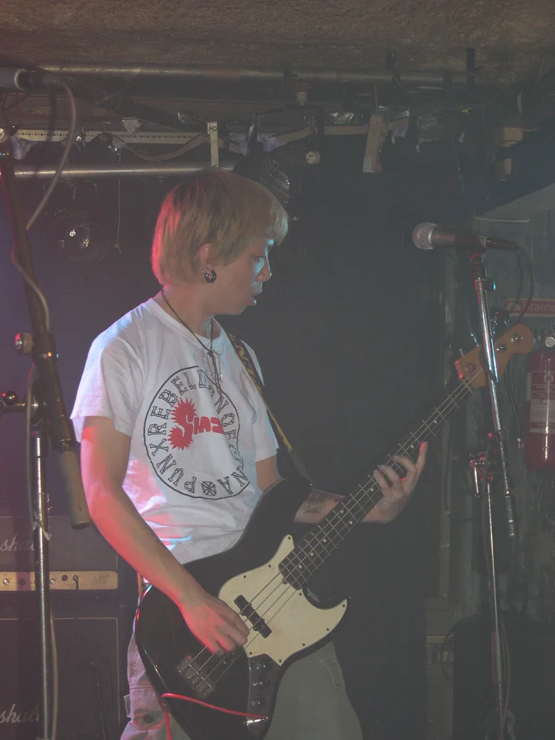 SMZB live at Garage in Bergen Norway on teh 30 of August 2005 j.jpg