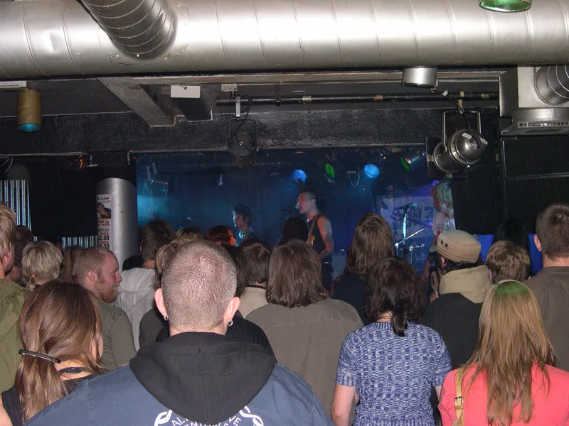 SMZB live at Garage in Bergen Norway on teh 30 of August 2005 jj.JPG