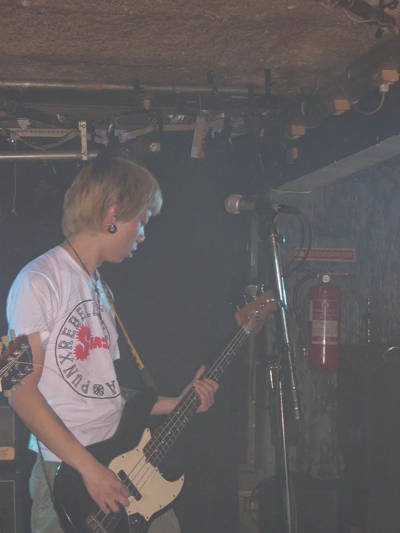 SMZB live at Garage in Bergen Norway on teh 30 of August 2005 k.jpg
