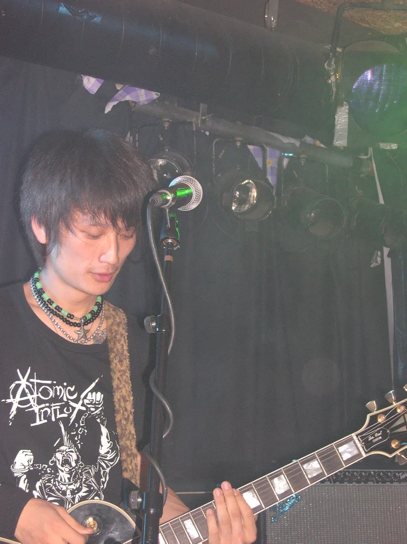 SMZB live at Garage in Bergen Norway on teh 30 of August 2005 l.jpg