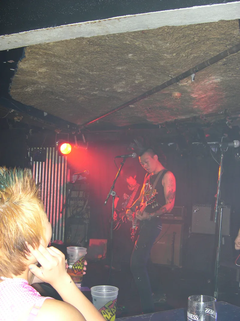 SMZB live at Garage in Bergen Norway on teh 30 of August 2005 mm.jpg