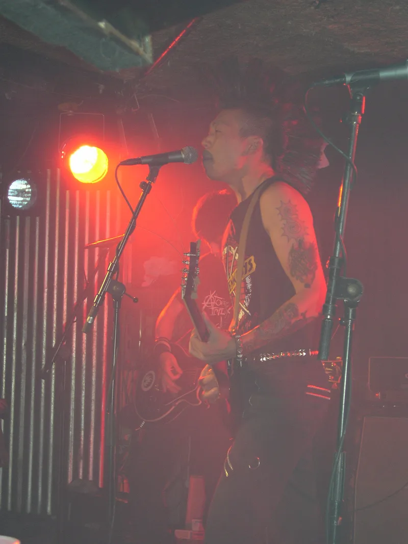 SMZB live at Garage in Bergen Norway on teh 30 of August 2005 q.jpg