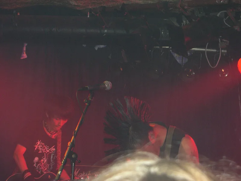 SMZB live at Garage in Bergen Norway on teh 30 of August 2005 s.JPG
