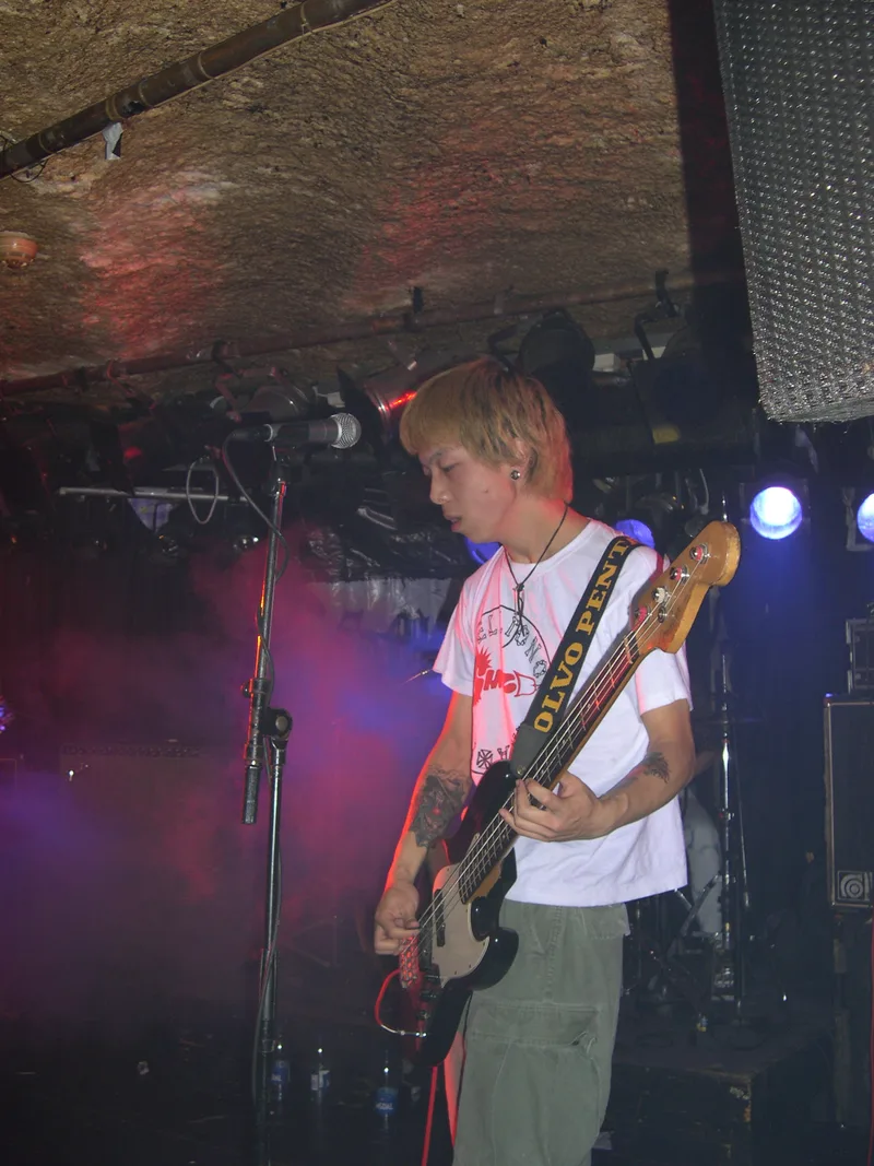 SMZB live at Garage in Bergen Norway on teh 30 of August 2005 ss.jpg