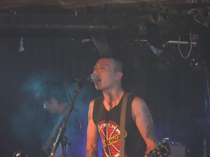 SMZB live at Garage in Bergen Norway on teh 30 of August 2005 t.JPG