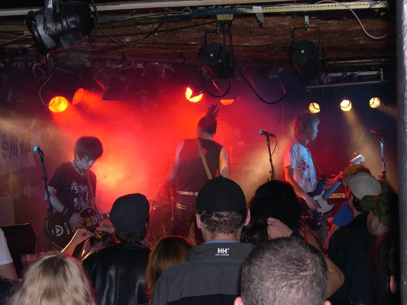 SMZB live at Garage in Bergen Norway on teh 30 of August 2005 z.JPG
